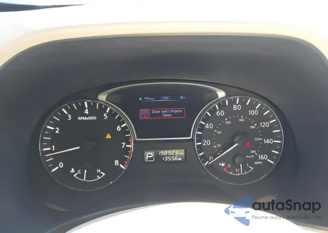 2014 Nissan Pathfinder Platinum from USA, damaged, VIN 5N1AR2MM7EC734624